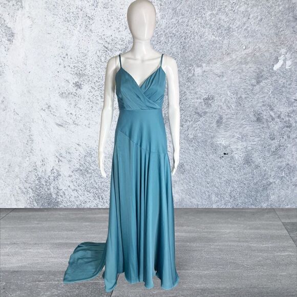 Fame‎ & Partners Teal Sleeveless Spaghetti Strap Satin Gown - Picture 2 of 8